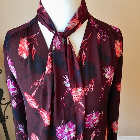 Halogen Burgundy Print Scarf Tie-Neck Blouse XS - Picture 3 of 8